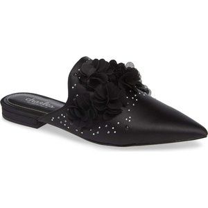 Charles by Charles David Wesley Pointed Toe Mule